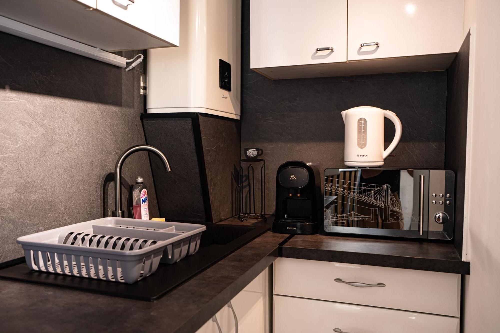 Moderne T2 Centre Sauna Wifi Home Office Netflix Страсбург Екстер'єр фото